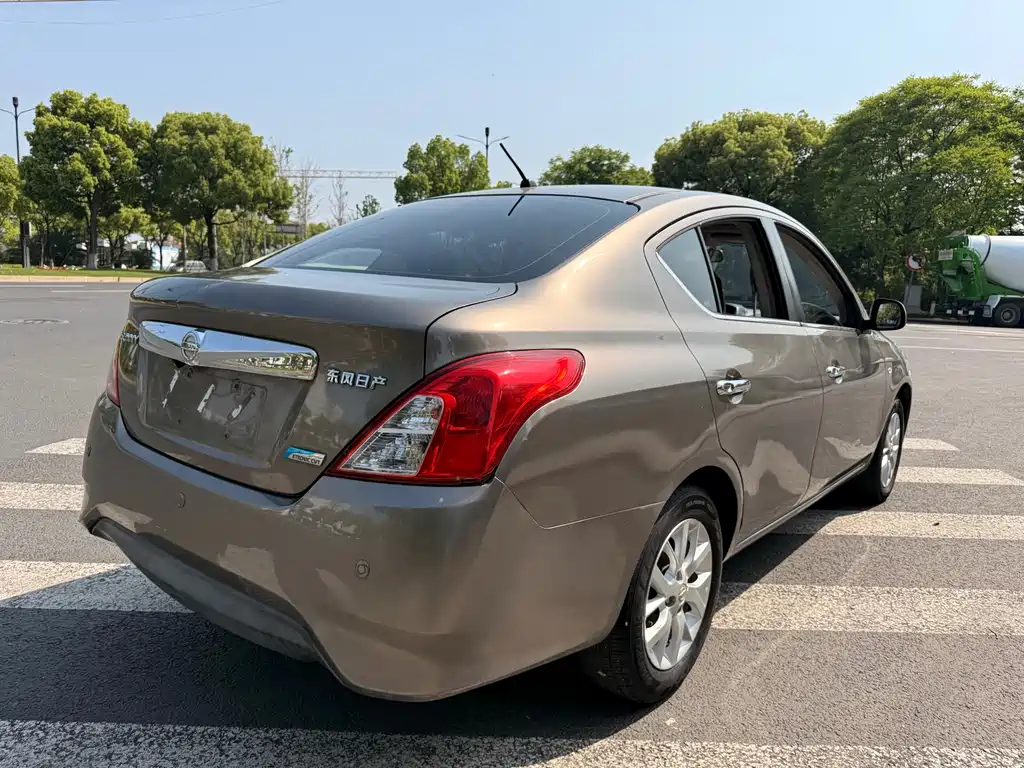 Sunny 1.5 XE CVT Comfort