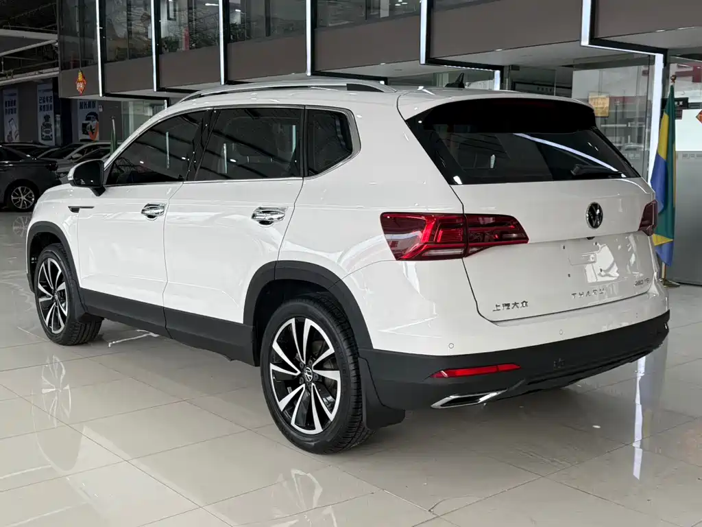 Tharu 280 TSI 2 WD Luxury PLUS