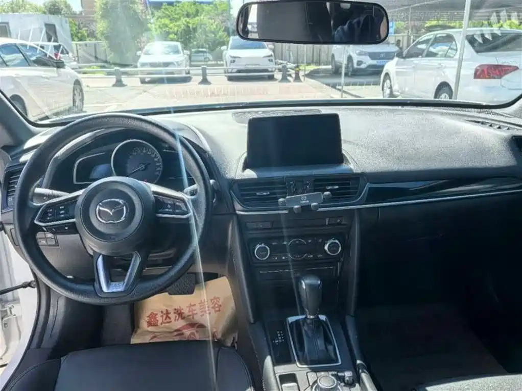 Mazda CX-4 2.0 L Auto 2 WD Blue Sky Explorer