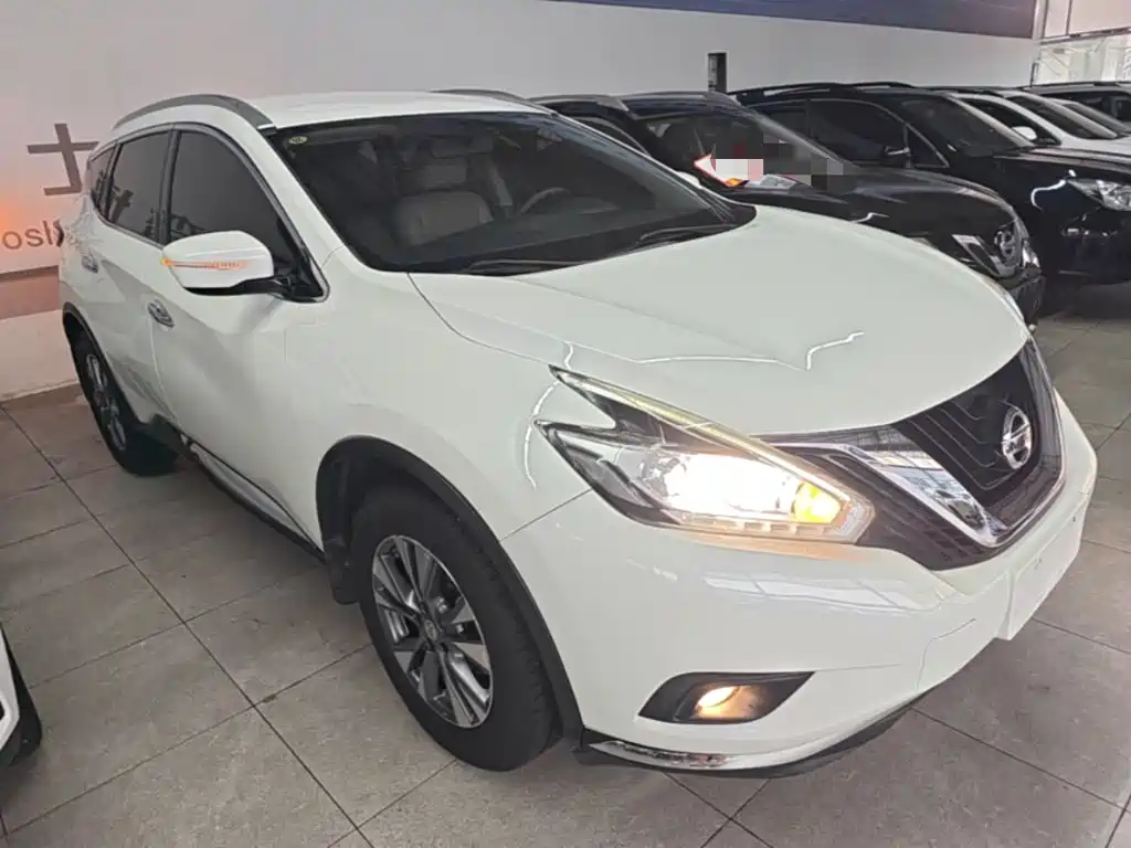 Murano 2.5 L XE 2 WD Elite