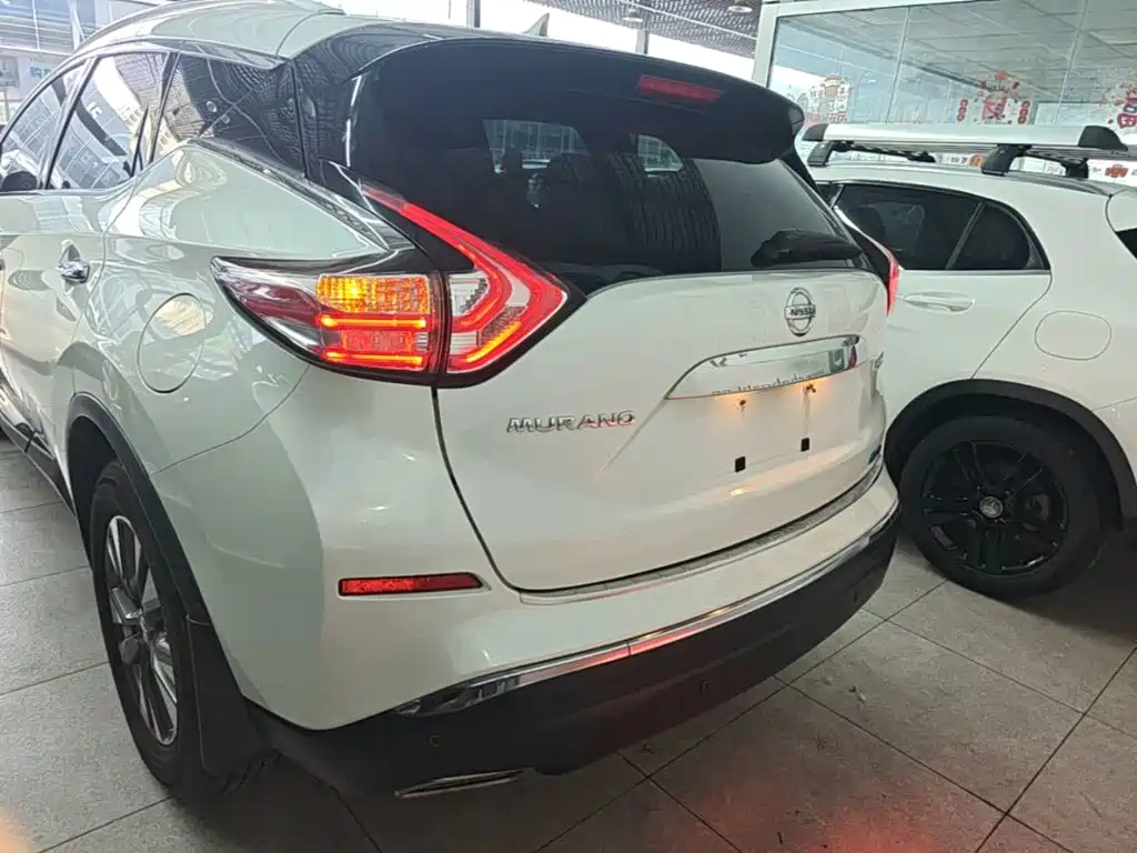 Murano 2.5 L XE 2 WD Elite