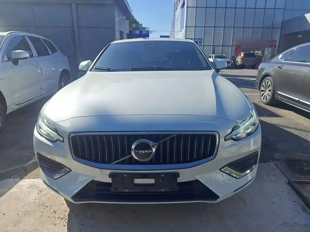 Volvo S60 B4 Smart Vision Luxury
