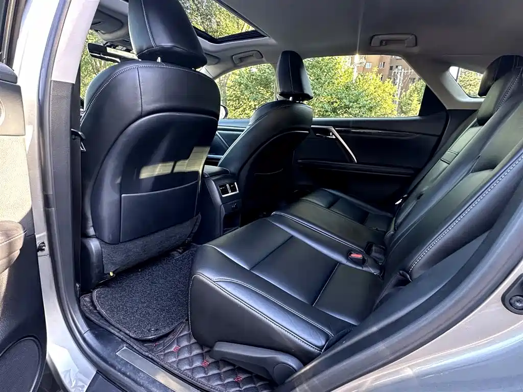 Lexus RX 雷克萨斯RX 2016款 200 t 两驱舒适版