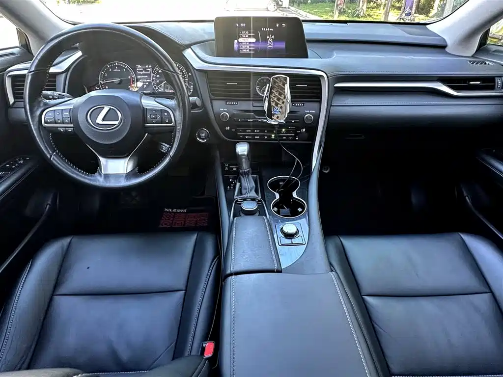 Lexus RX 雷克萨斯RX 2016款 200 t 两驱舒适版