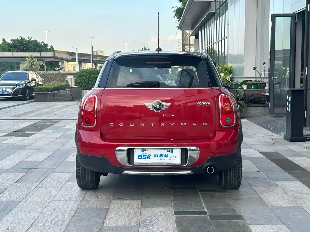 MINI COUNTRYMAN 1.6 T COOPER ALL4 Excitement