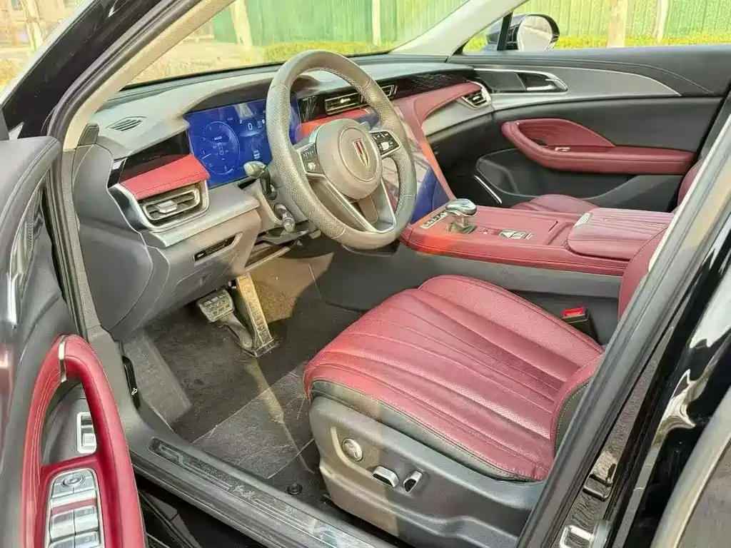 Hongqi H5 2.0 T Auto Connected Flagship Leading