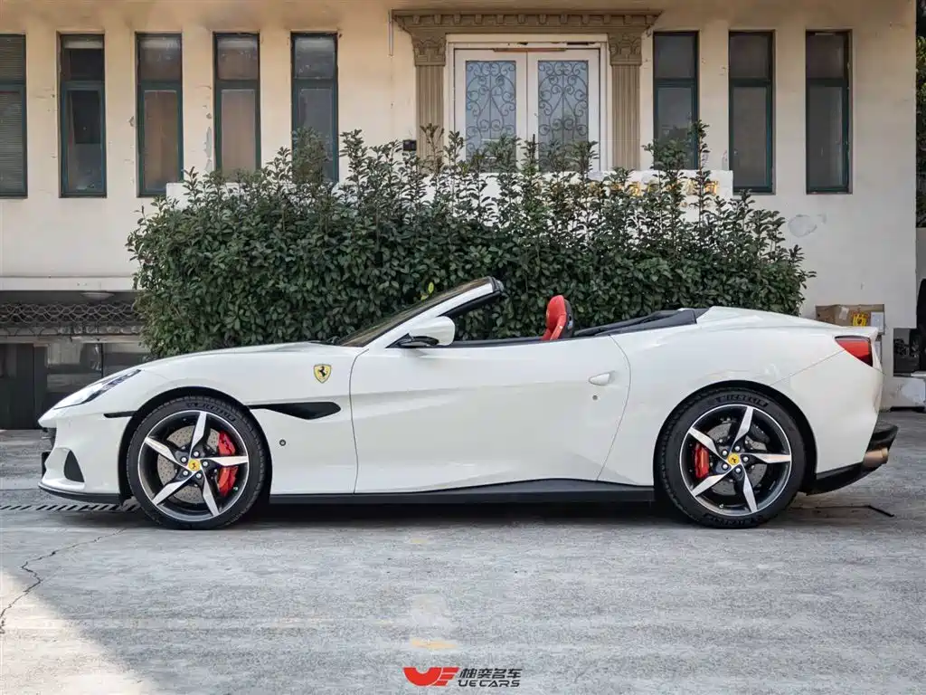 Portofino 3.9 T M