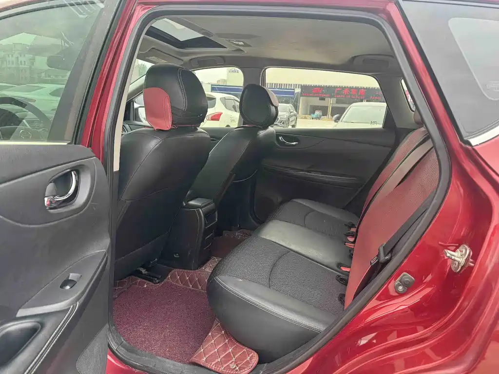 Tiida 1.6 L CVT Smart Travel CN-VI