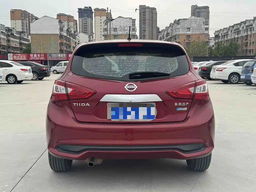 Tiida 1.6 L CVT Smart Travel CN-VI