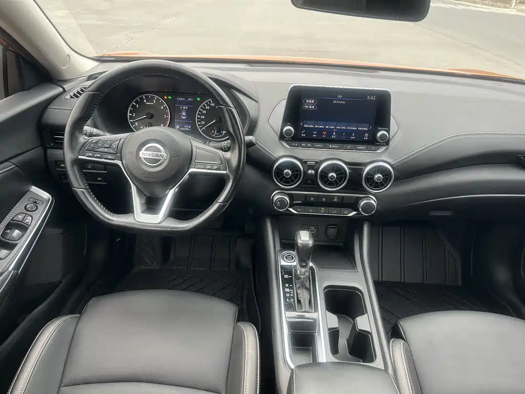 Sylphy 1.6 L XL CVT Joy