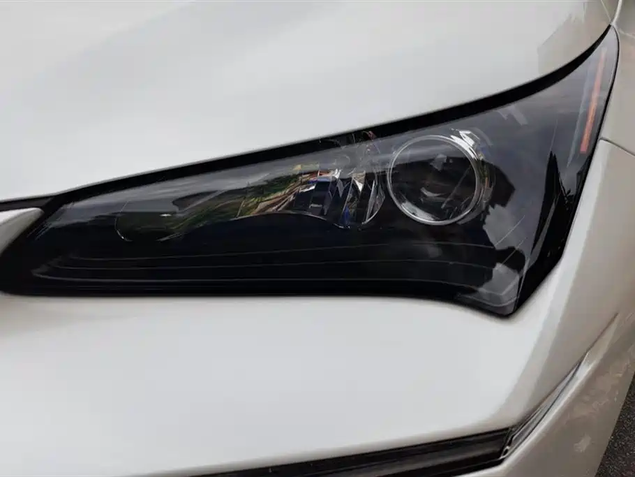Lexus NX 200 FWD Sharp Travel