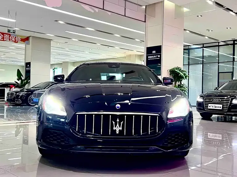 Maserati Quattroporte 3.0 T Standard