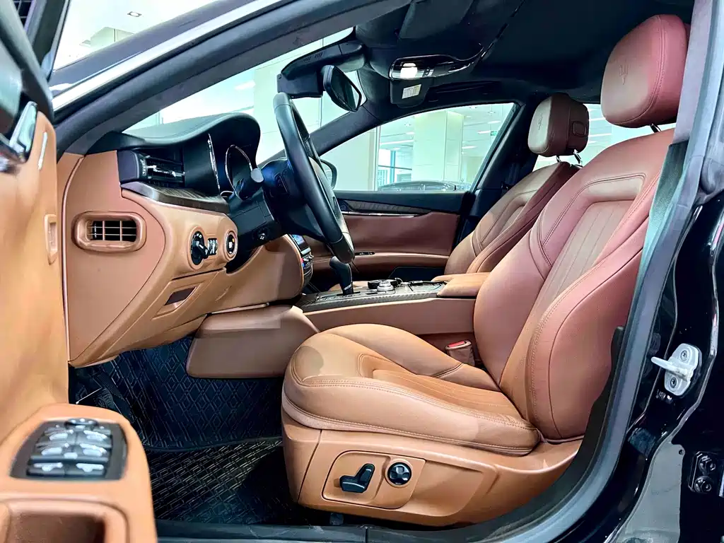 Quattroporte 3.0 T Standard