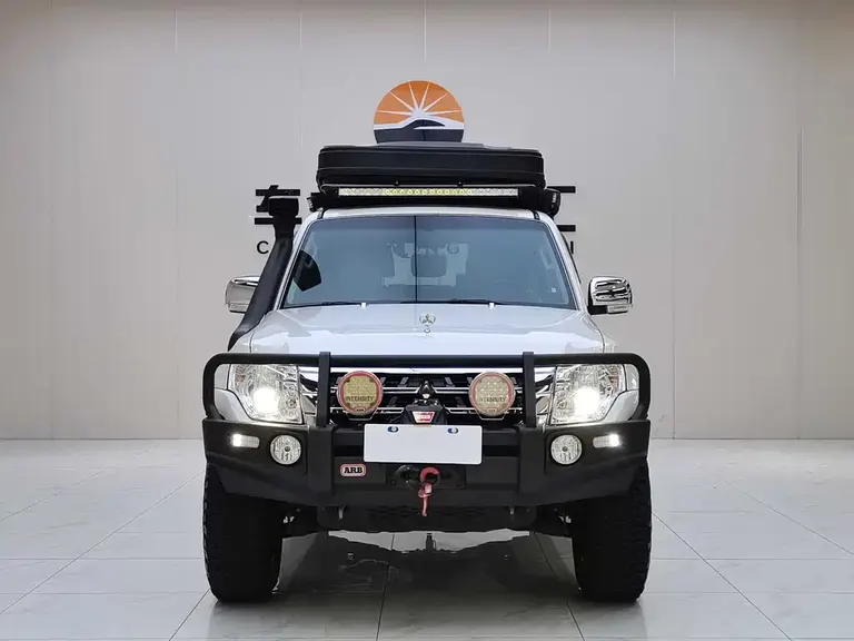 Mitsubishi Pajero (Import) 帕杰罗(进口) V97 2019款 3.8 L GLS 中东版