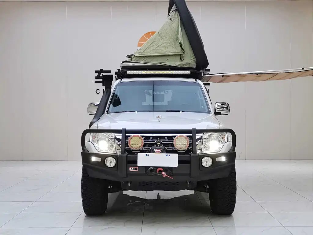 Pajero (Import) 帕杰罗(进口) V97 2019款 3.8 L GLS 中东版