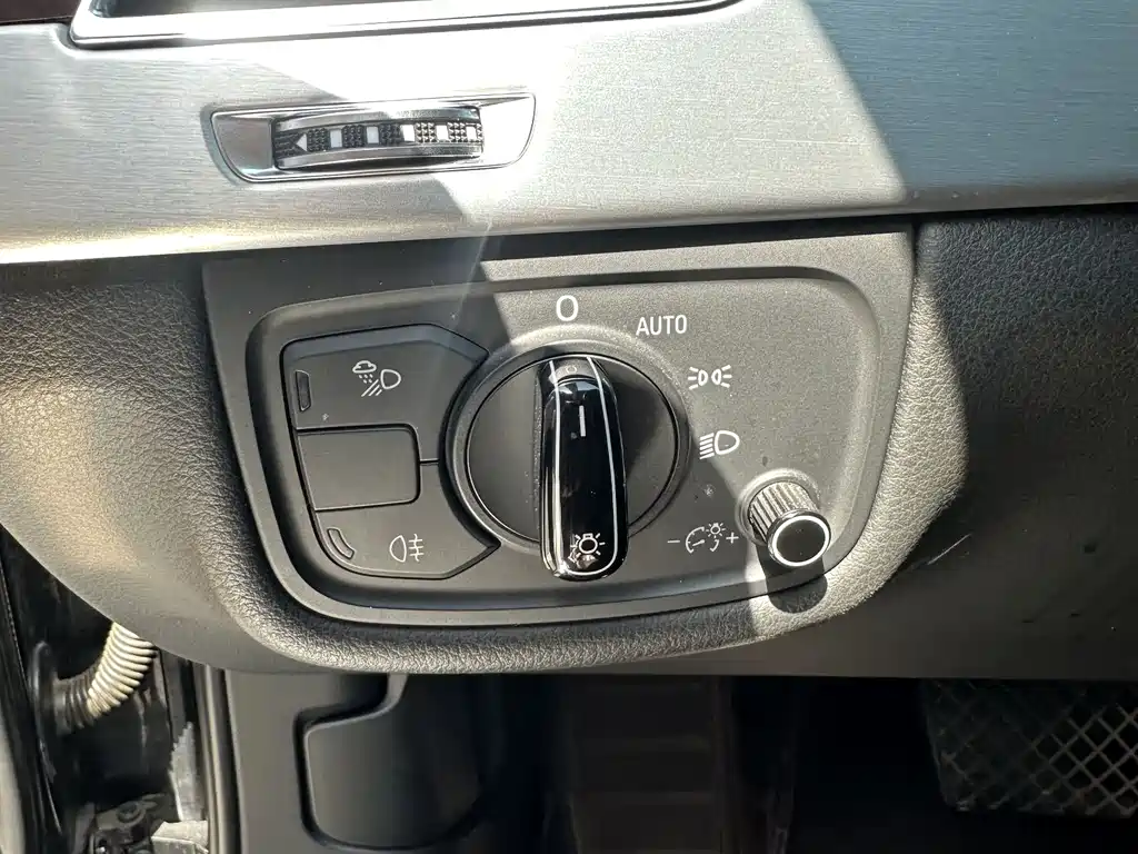 Audi A8 A8 L 50 TFSI quattro Comfort