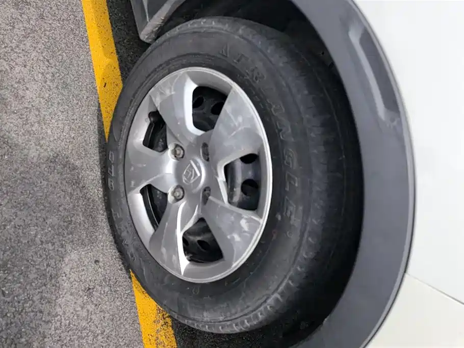 Baojun 310 宝骏310 2019款 1.2 L 自动舒适型