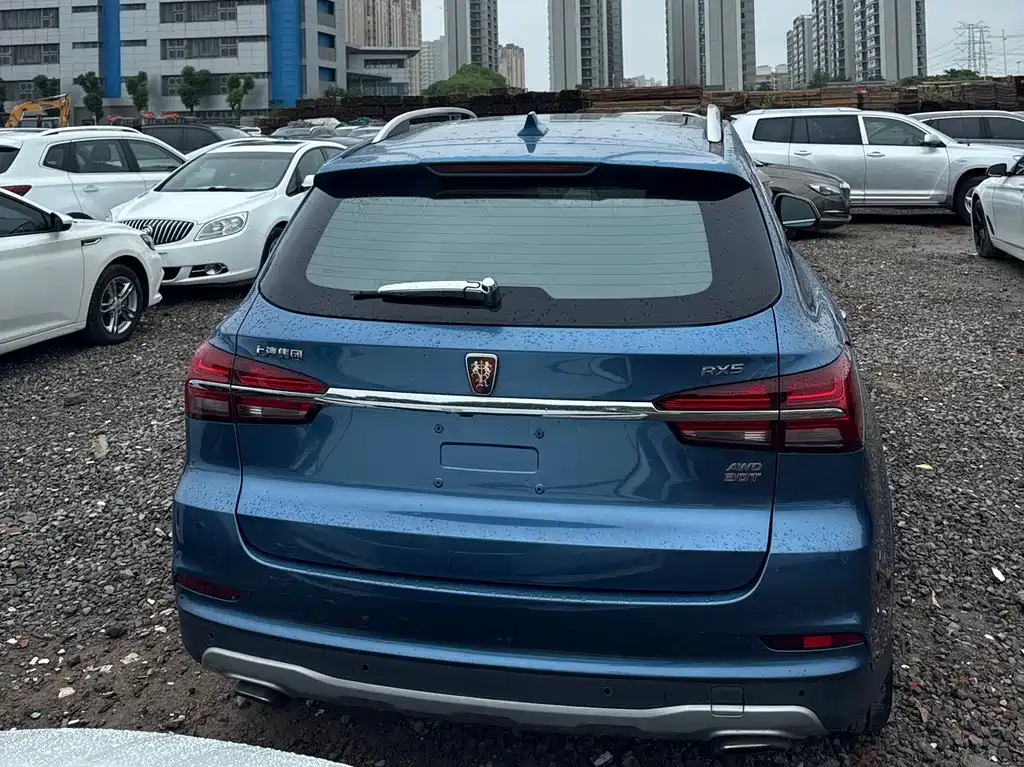Roewe RX5 30 T 4 WD Auto Internet Smart Supreme