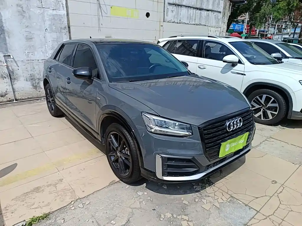 Audi Q2 L 35 TFSI Fashion Dynamic