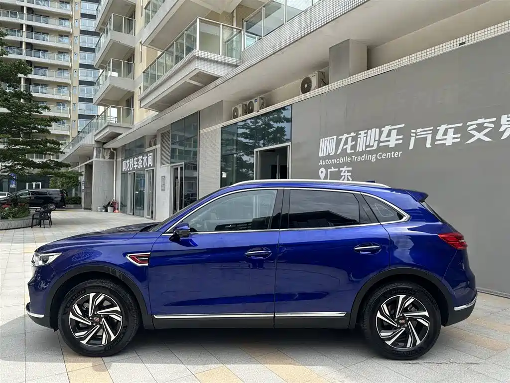 Hongqi HS5 Facelift 2.0 T Connected Flagship Enjoyment