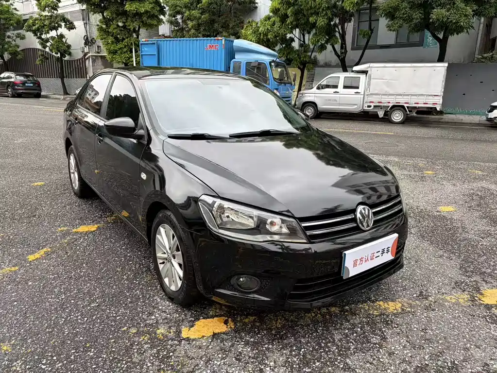 Jetta 1.6 L Manual Fashion