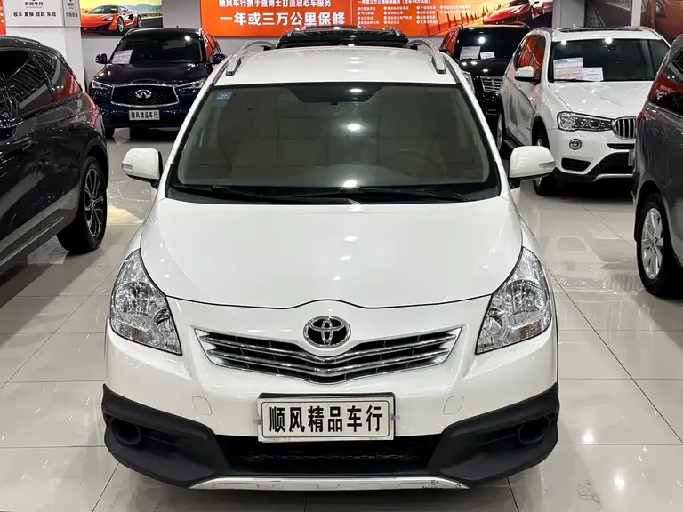 Toyota Verso 180 E CVT Crossover
