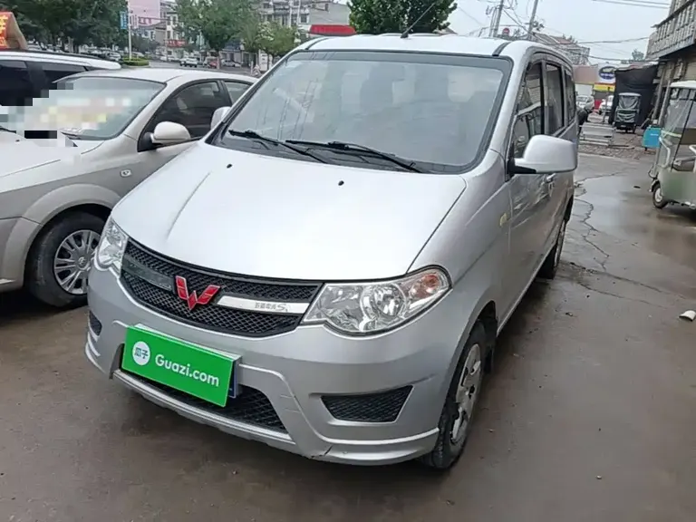 Wuling Hongguang 1.2 L Classic S Basic