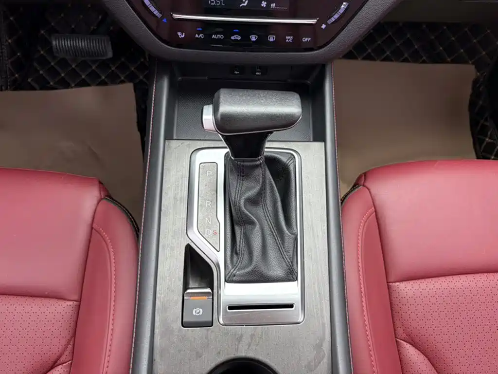 Changan CS35 PLUS 1.4 T DCT Connected Blue Whale