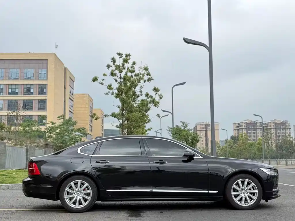 Volvo S90 T5 Smart Ease Luxury