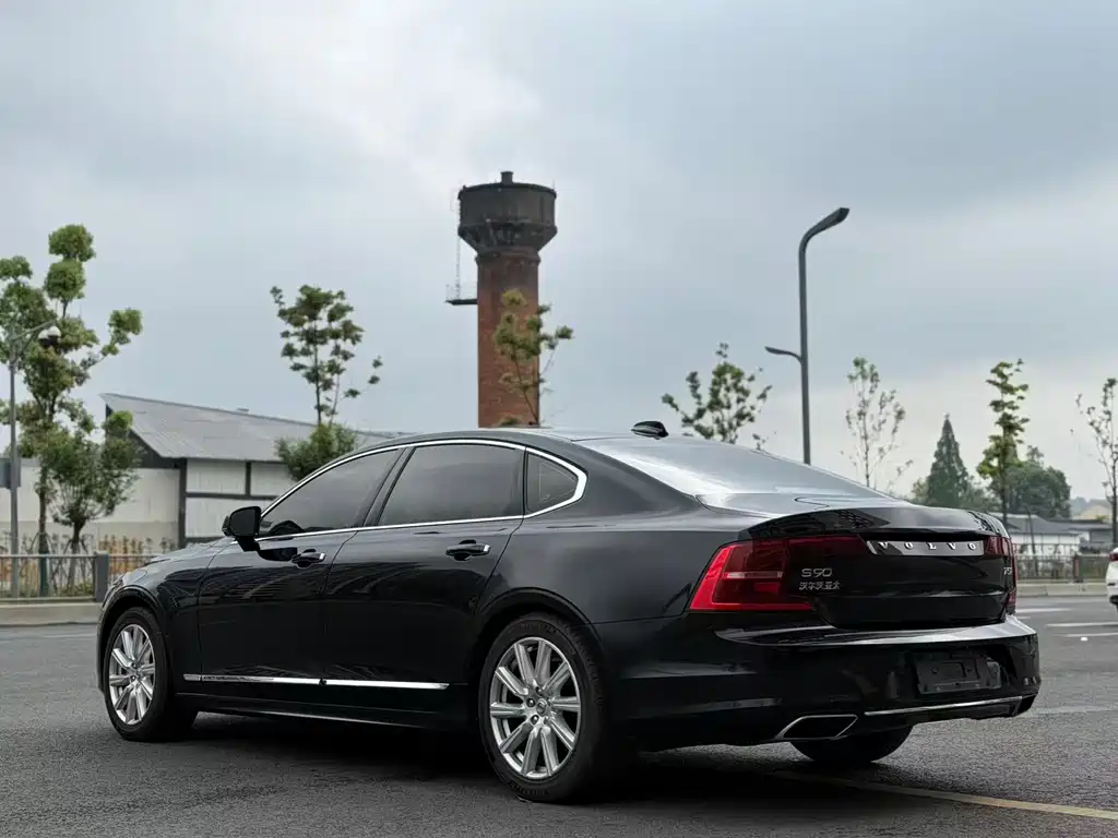 Volvo S90 T5 Smart Ease Luxury