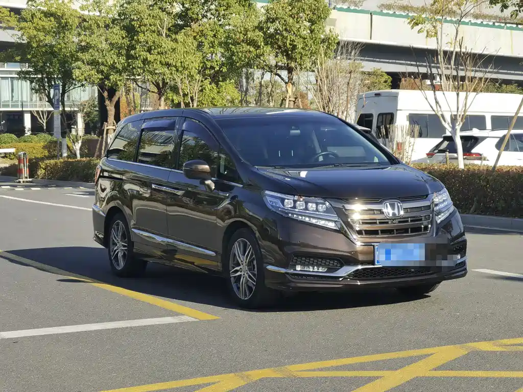 Elysion 2.0 L Hybrid Supreme
