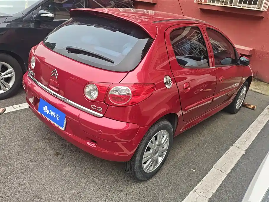 Citroën C2 雪铁龙C2 2012款 1.4 L 手动运动型