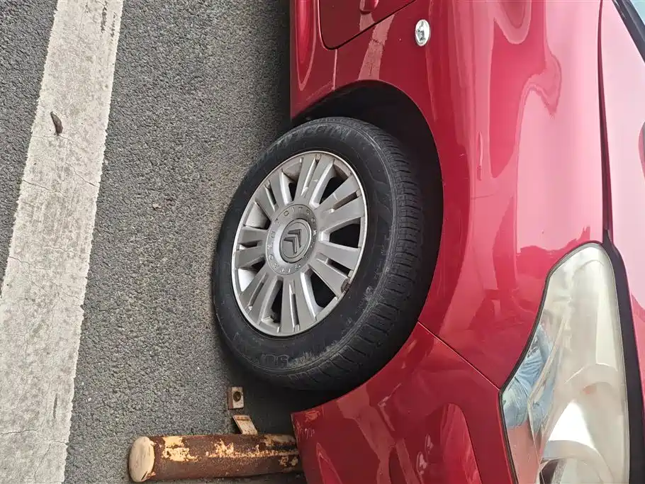 Citroën C2 雪铁龙C2 2012款 1.4 L 手动运动型