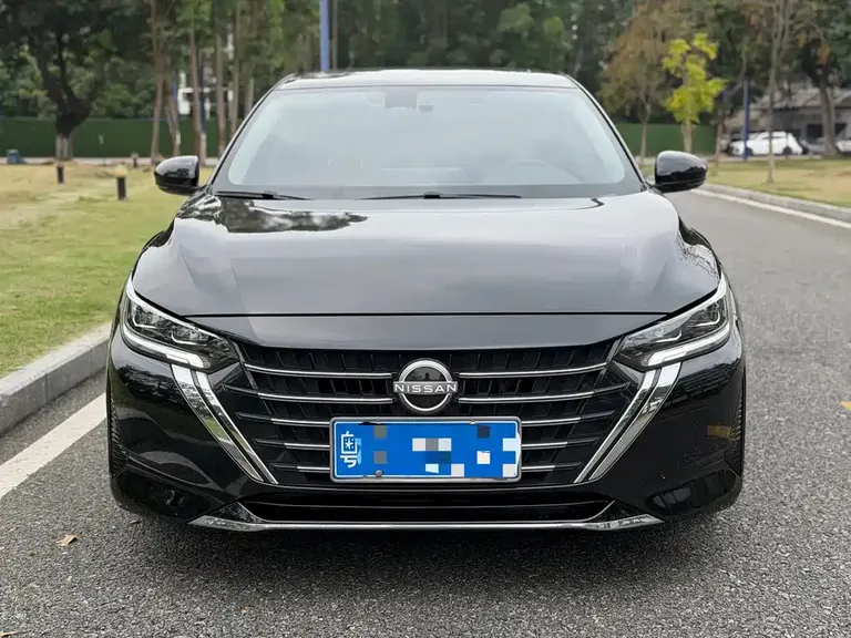 Nissan Sylphy Facelift 1.6 L CVT Joy