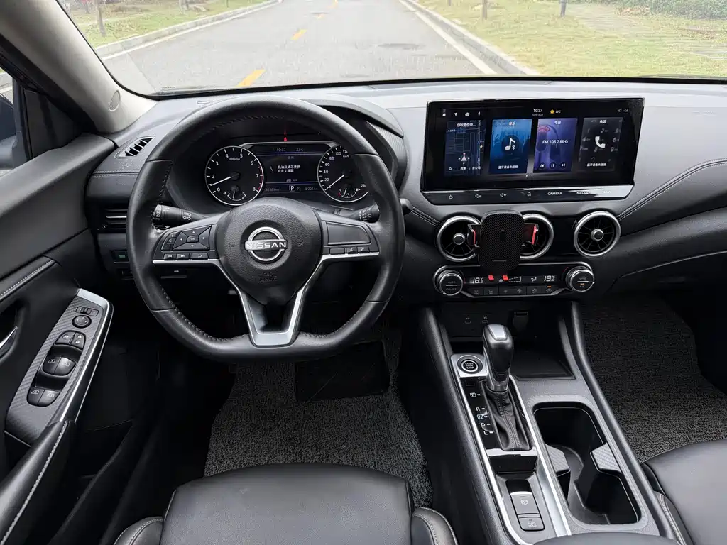 Sylphy Facelift 1.6 L CVT Joy