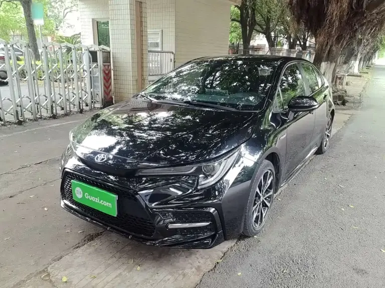 Toyota Levin Dual Engine 1.8 H E-CVT Sport