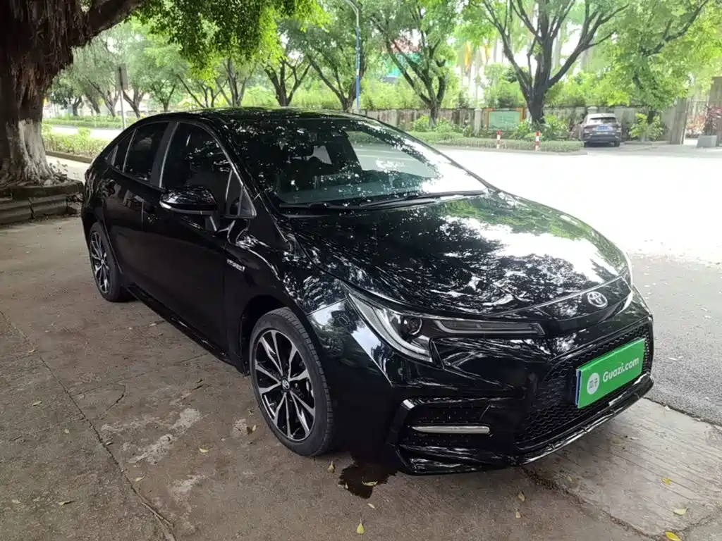 Levin Dual Engine 1.8 H E-CVT Sport