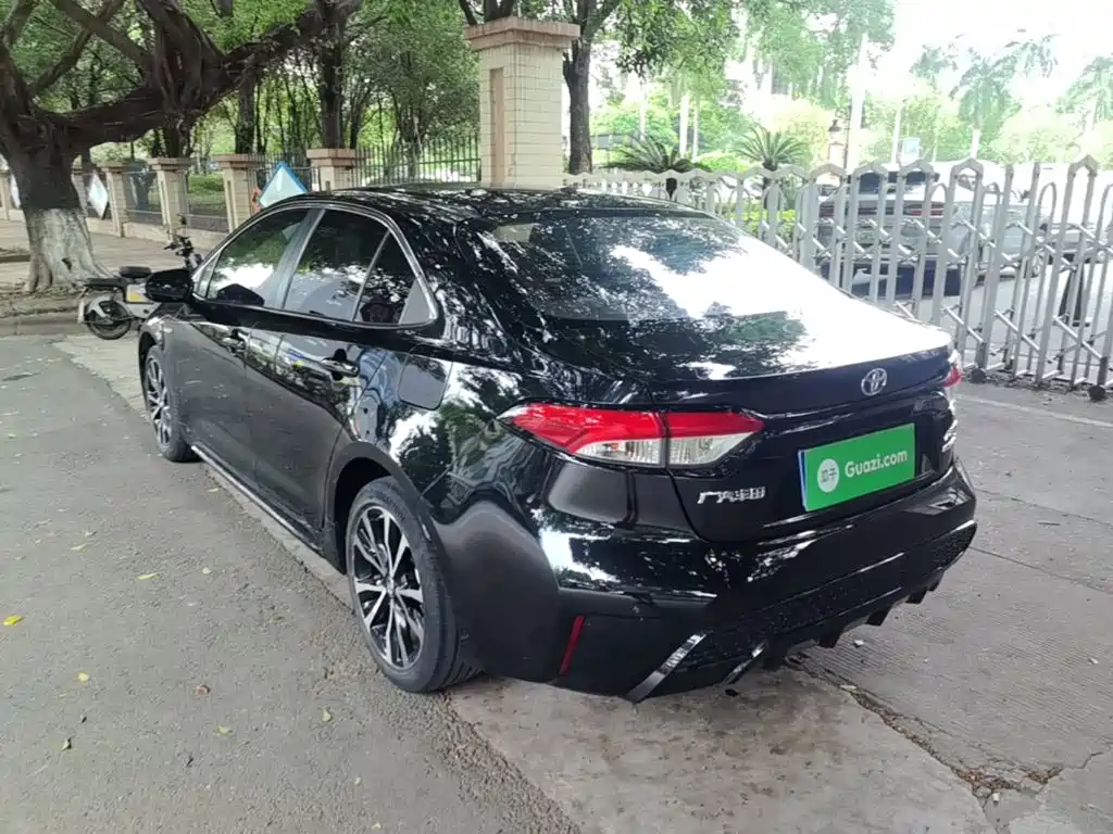 Levin Dual Engine 1.8 H E-CVT Sport