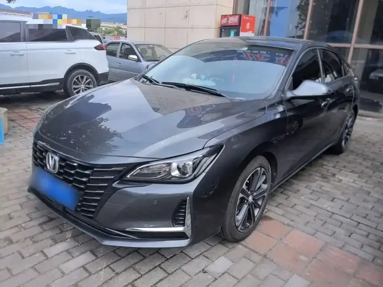 Changan Ruicheng CC Blue Whale 1.5 T DCT Luxury