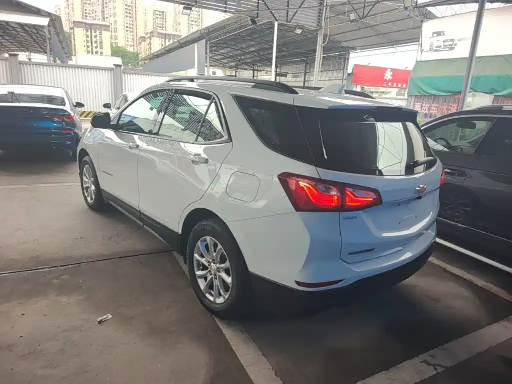 Equinox 535 T Auto Speed World
