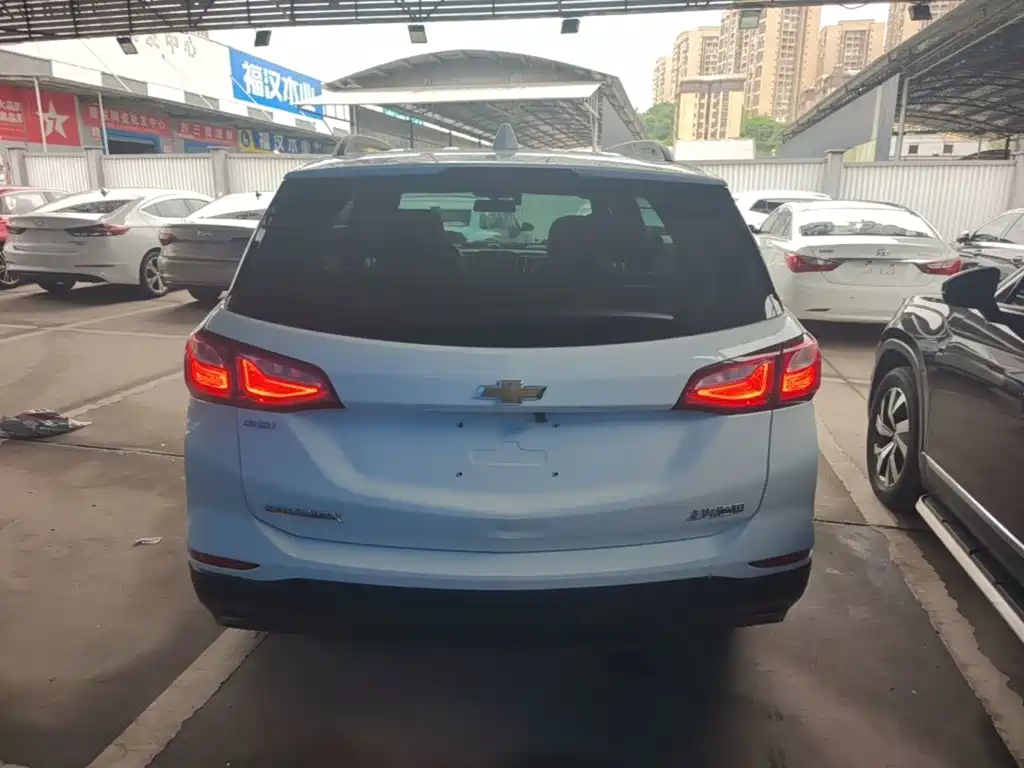 Equinox 535 T Auto Speed World