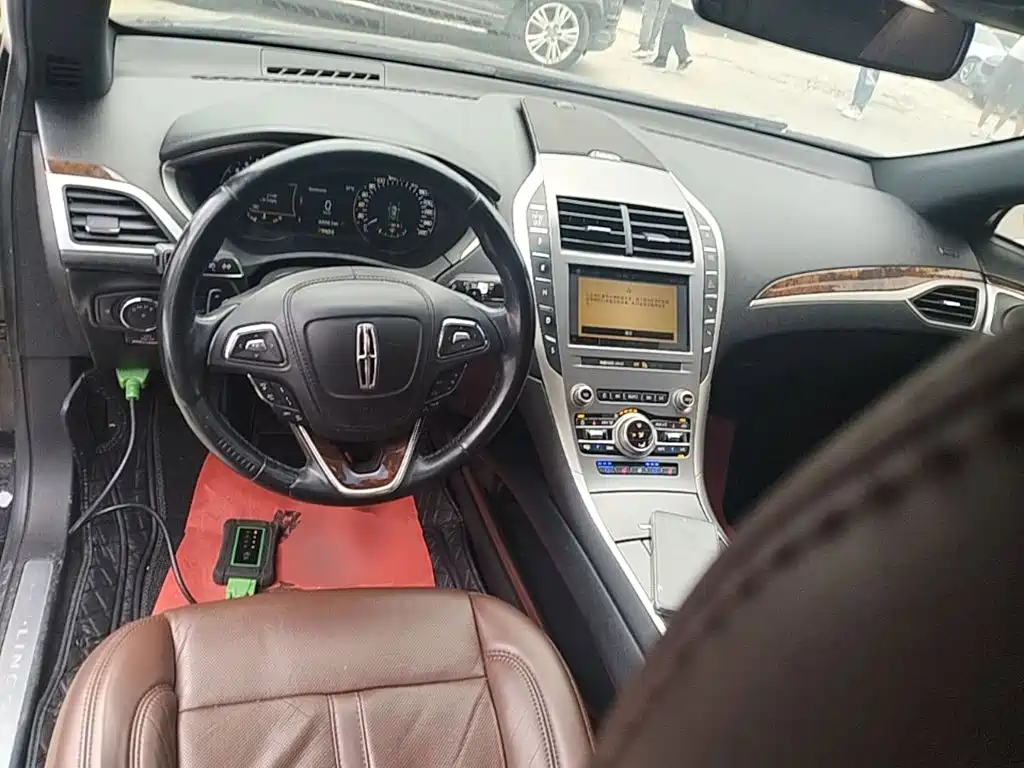 Lincoln MKZ 林肯MKZ 2019款 2.0 T 尊耀版 国V
