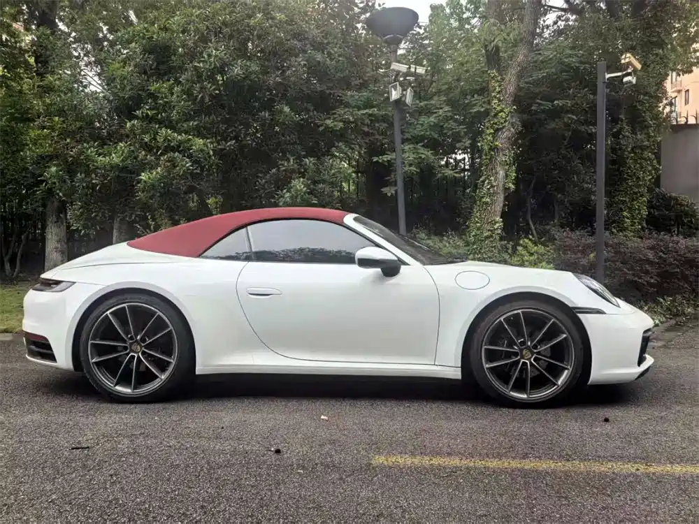 Porsche 911 Carrera Cabriolet 3.0 T