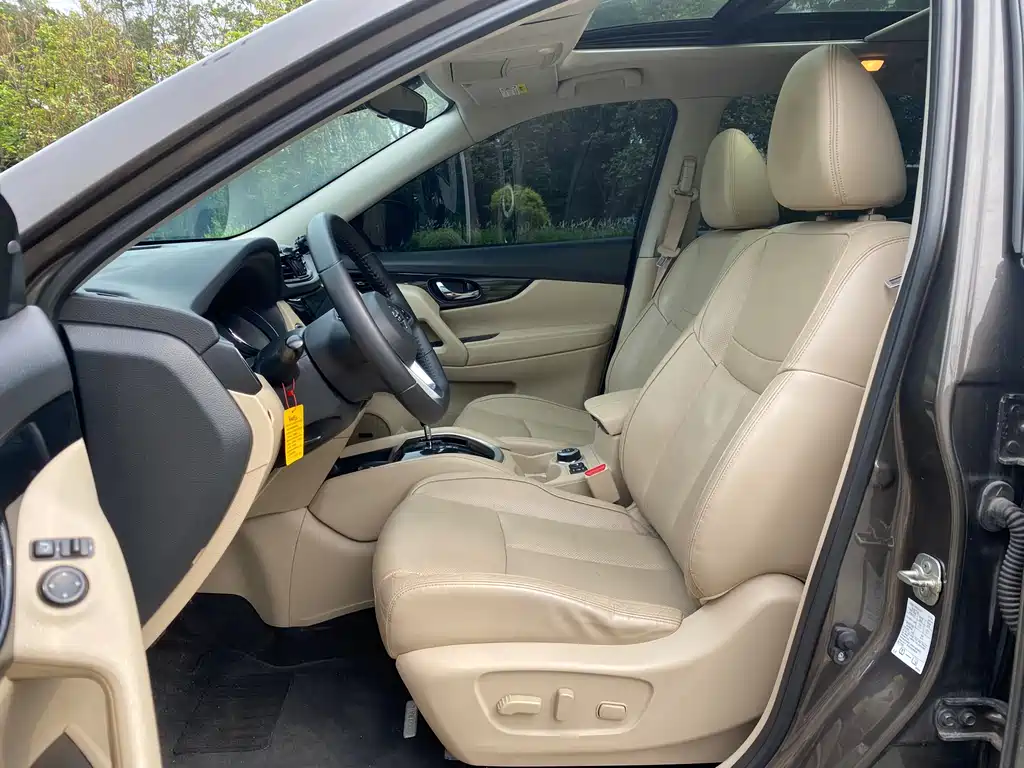 X-Trail 2.5 L CVT Connected Luxury 4 WD