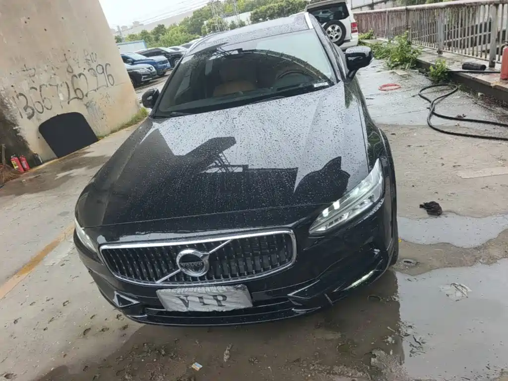 Volvo V90 沃尔沃V90 2020款 改款 Cross Country T5 AWD 智尊版