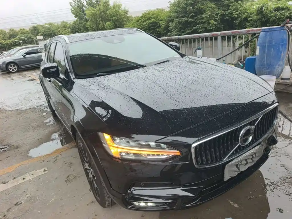 Volvo V90 沃尔沃V90 2020款 改款 Cross Country T5 AWD 智尊版