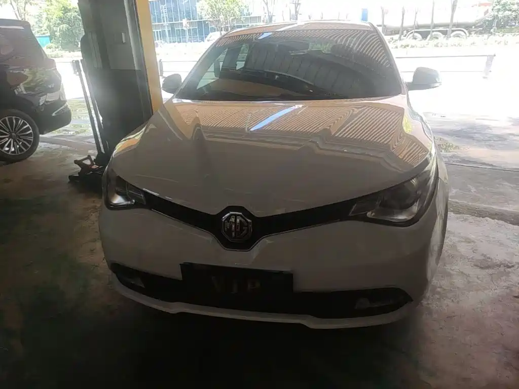 Ruixing 1.5 L Auto Value Luxury