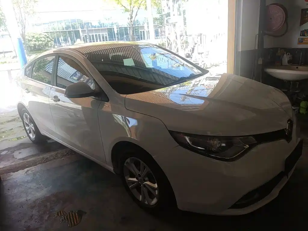 Ruixing 1.5 L Auto Value Luxury