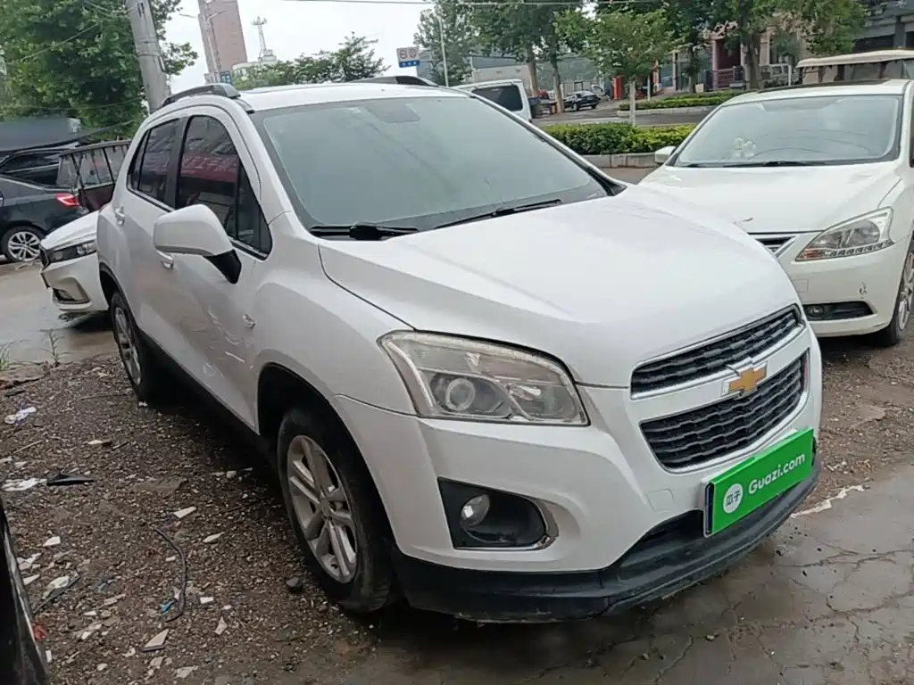 Tracker 1.4 T Auto 2 WD Comfort Sunroof