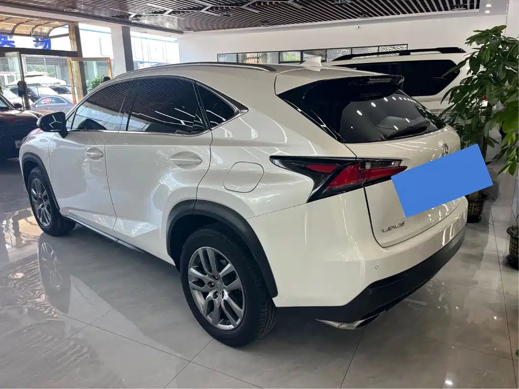 Lexus NX 200 t AWD Sharp Style